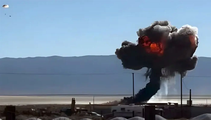 لڑاکا طیارہ ایف 16 دورانِ پرواز آگ لگنے سے تباہ